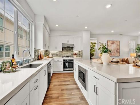 1070 N Anaheim 1 Boulevard, Anaheim, CA