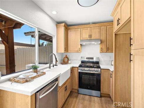 2692 W Plum Tree Lane, Anaheim, CA