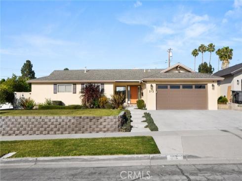 212 N Kennebec , Anaheim, CA