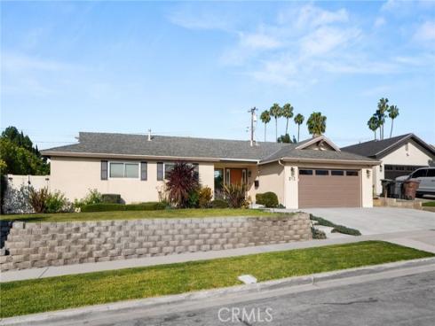 212 N Kennebec , Anaheim, CA