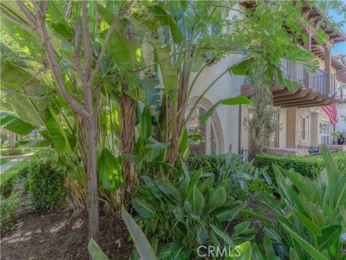 672 E Valencia 108 , Anaheim, CA