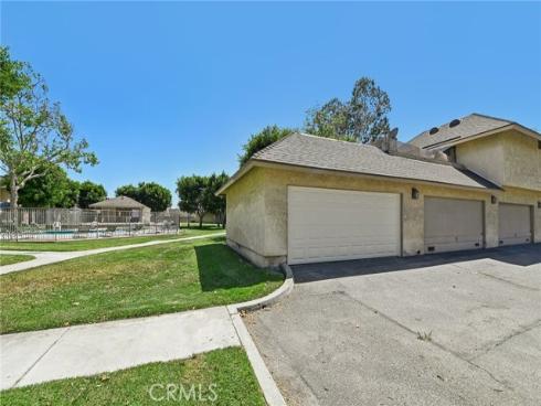 956 S Downey Place, Anaheim, CA