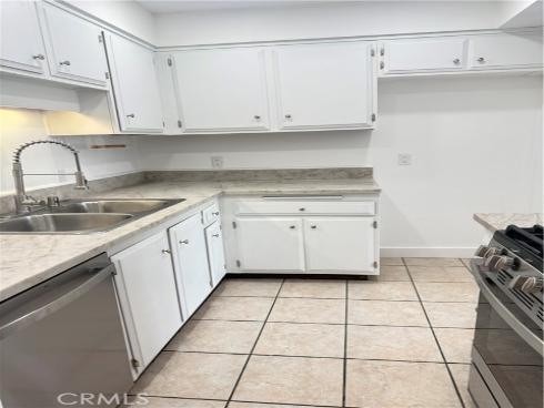 1765 W Glenoaks , Anaheim, CA