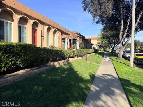 1765 W Glenoaks , Anaheim, CA