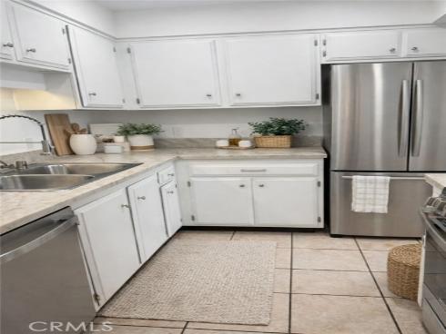 1765 W Glenoaks , Anaheim, CA