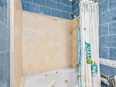 1804 W Glenoaks Avenue, Anaheim, CA