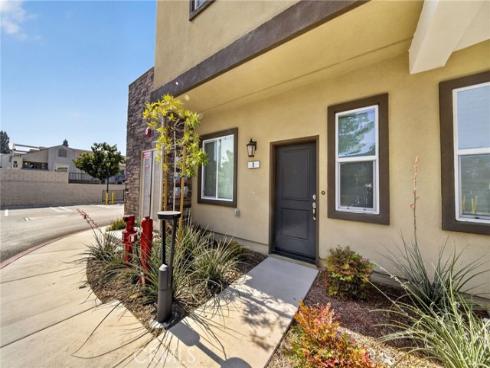 2410 E Agave 9 Street, Anaheim, CA