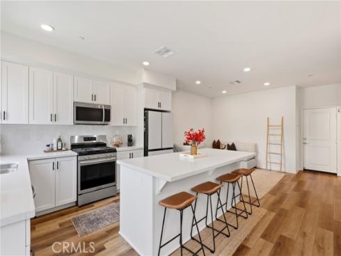 2771 W Pepper Tree 11 Drive, Anaheim, CA