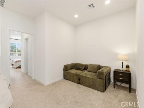 2771 W Pepper Tree 11 Drive, Anaheim, CA