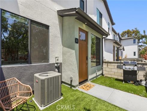 2771 W Pepper Tree 11 Drive, Anaheim, CA