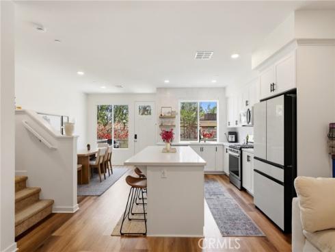 2771 W Pepper Tree 11 Drive, Anaheim, CA