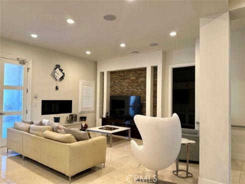 646 S Courson Drive, Anaheim, CA