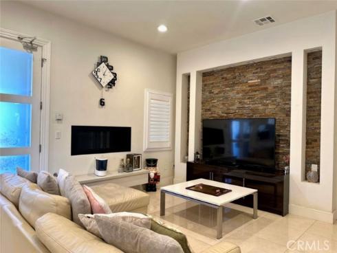 646 S Courson Drive, Anaheim, CA