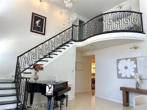 646 S Courson Drive, Anaheim, CA