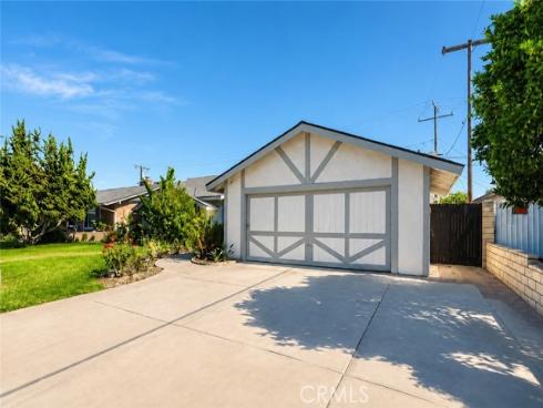 1968 W Chanticleer , Anaheim, CA