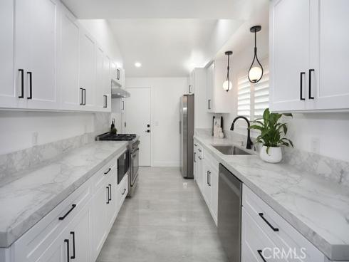 833 N Felicidad , Anaheim, CA