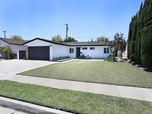 833 N Felicidad , Anaheim, CA