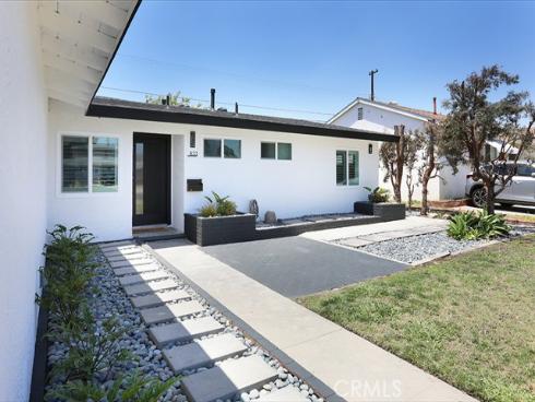 833 N Felicidad , Anaheim, CA