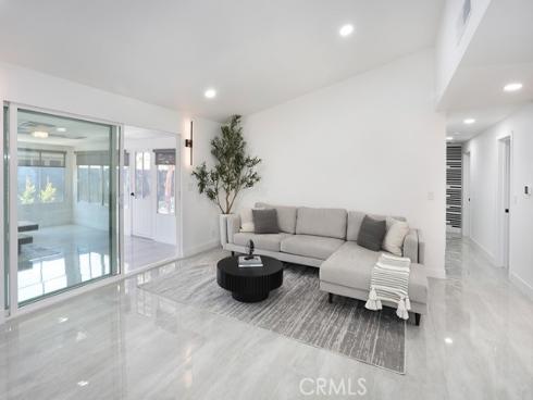 833 N Felicidad , Anaheim, CA