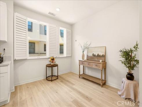 2953 W Lincoln 4 Avenue, Anaheim, CA
