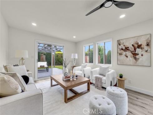 2726 E Diana , Anaheim, CA