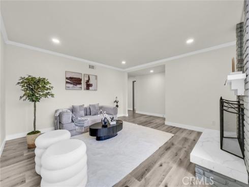 2726 E Diana , Anaheim, CA