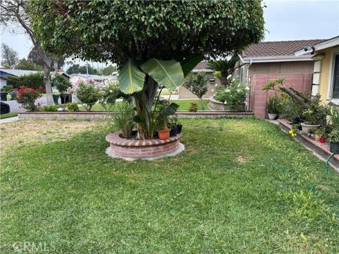 1678 W Crone , Anaheim, CA