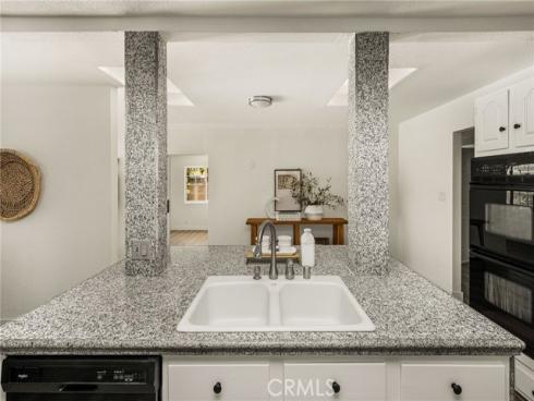 3118 W Aliso Pl , Anaheim, CA