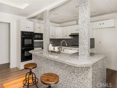 3118 W Aliso Pl , Anaheim, CA