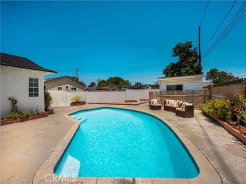 3118 W Aliso Pl , Anaheim, CA