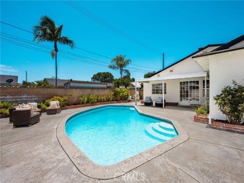 3118 W Aliso Pl , Anaheim, CA