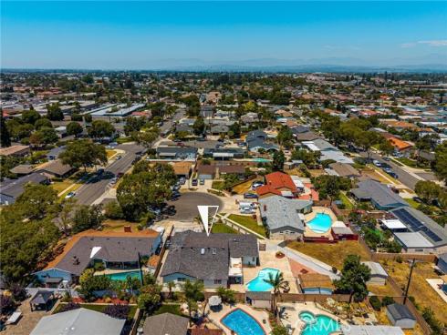 3118 W Aliso Pl , Anaheim, CA