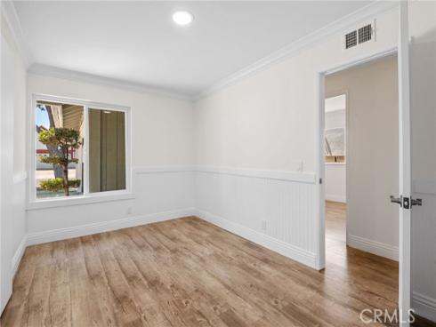 570 S Gilbuck , Anaheim, CA