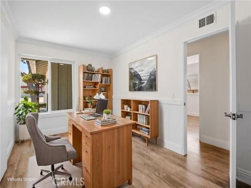 570 S Gilbuck , Anaheim, CA
