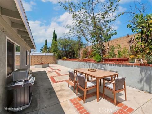570 S Gilbuck , Anaheim, CA