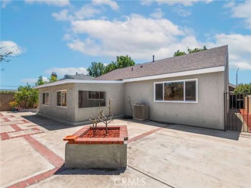 570 S Gilbuck , Anaheim, CA