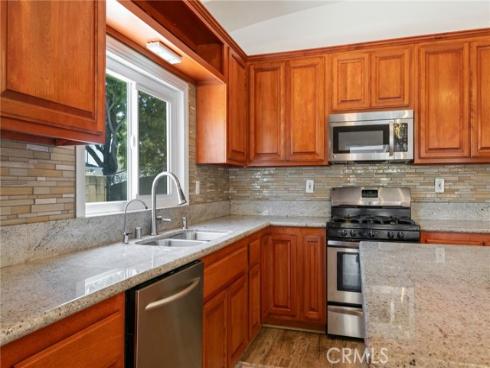 570 S Gilbuck , Anaheim, CA