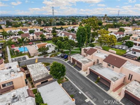 1714 S Heritage   Circle, Anaheim, CA