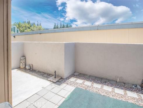 1381 S Walnut  2005 , Anaheim, CA