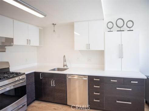 1381 S Walnut  2005 , Anaheim, CA