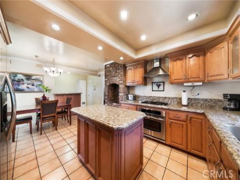 1909 W Embassy , Anaheim, CA