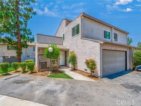 3002 E Via Siena , Anaheim, CA