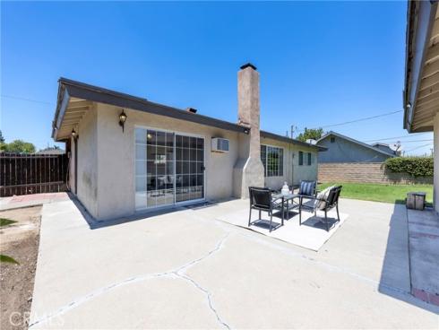 120 N Jerrilee , Anaheim, CA