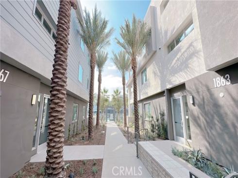 1867 S Union 60 Street, Anaheim, CA