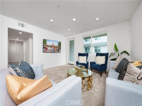 1867 S Union 60 Street, Anaheim, CA