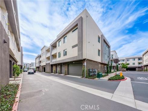 1867 S Union 60 Street, Anaheim, CA