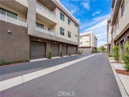 1867 S Union 60 Street, Anaheim, CA