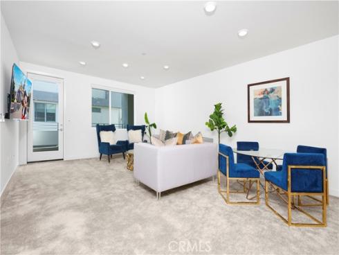 1867 S Union 60 Street, Anaheim, CA