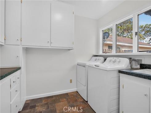 2533 E Tennyson , Anaheim, CA