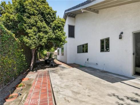 2533 E Tennyson , Anaheim, CA